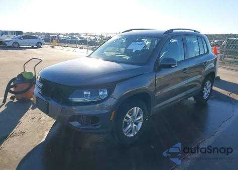 2017 Volkswagen Tiguan 2.0T/2.0T S z USA, uszkodzony, nr VIN WVGAV7AX9HK027672